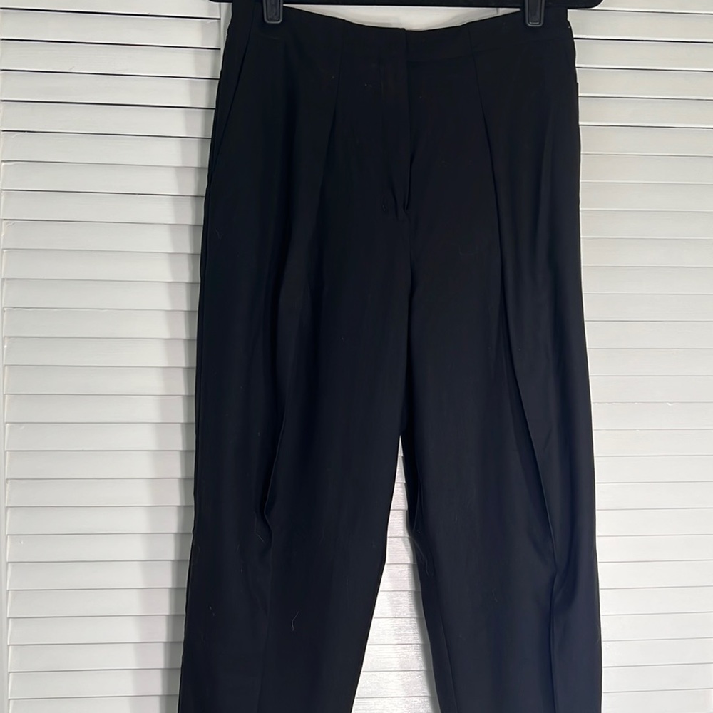KIT and ACE BALLOON/DRESS PANTS SZ M?